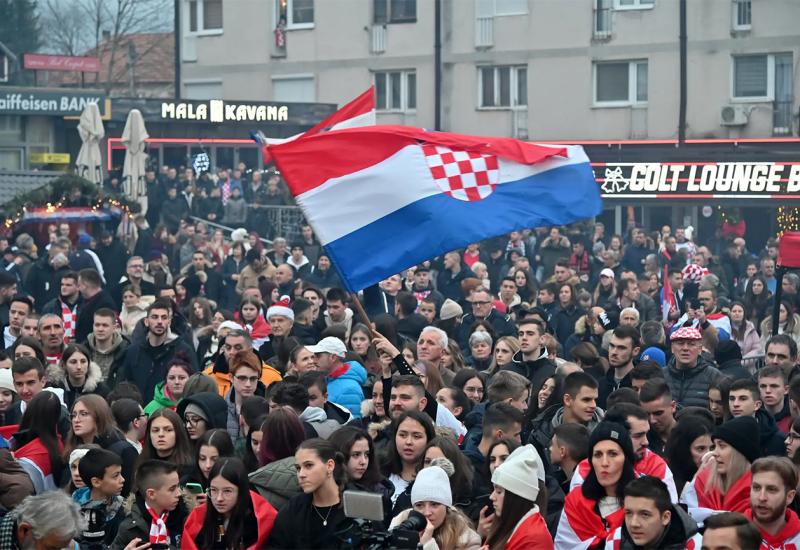 Spektakularan doček Dalića u Livnu Počeo sam iz malog Livna i