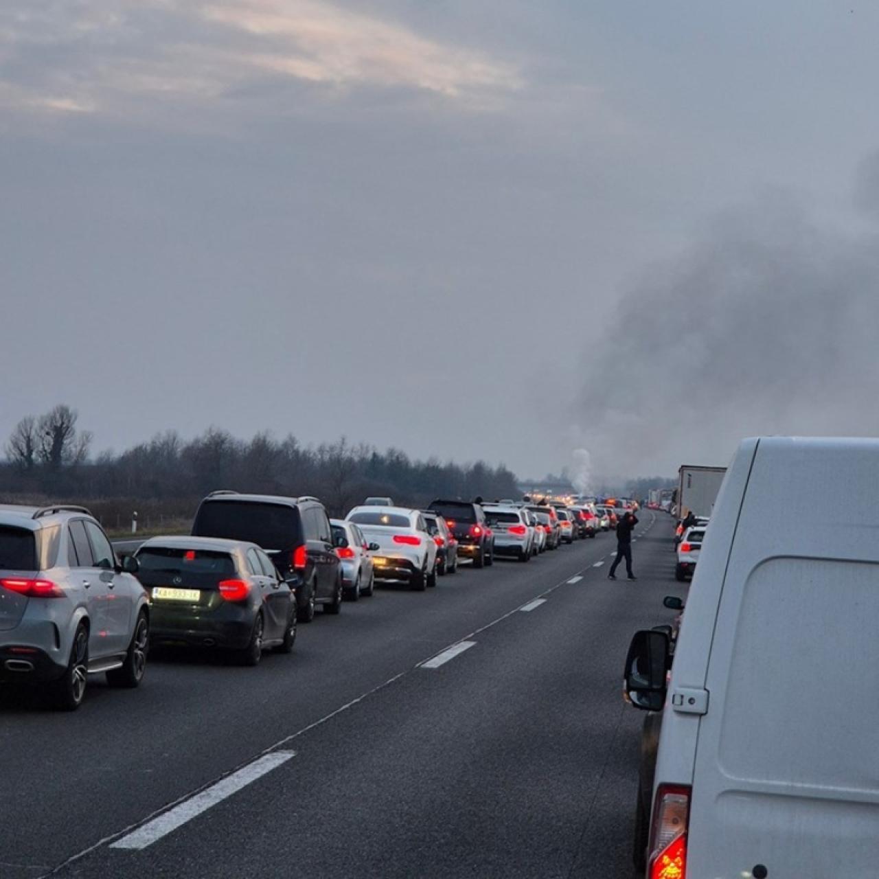 Jedna osoba smrtno stradala u nesreći na autocesti A1 Bljesak info