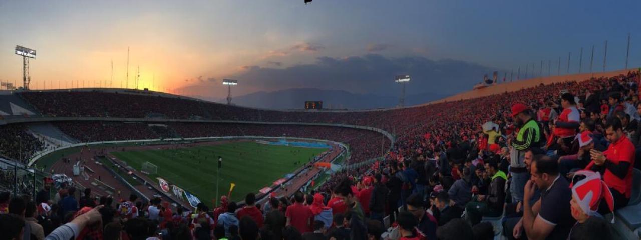 Azadi stadion u Teheranu - Kada se u Iranu potuku navijači