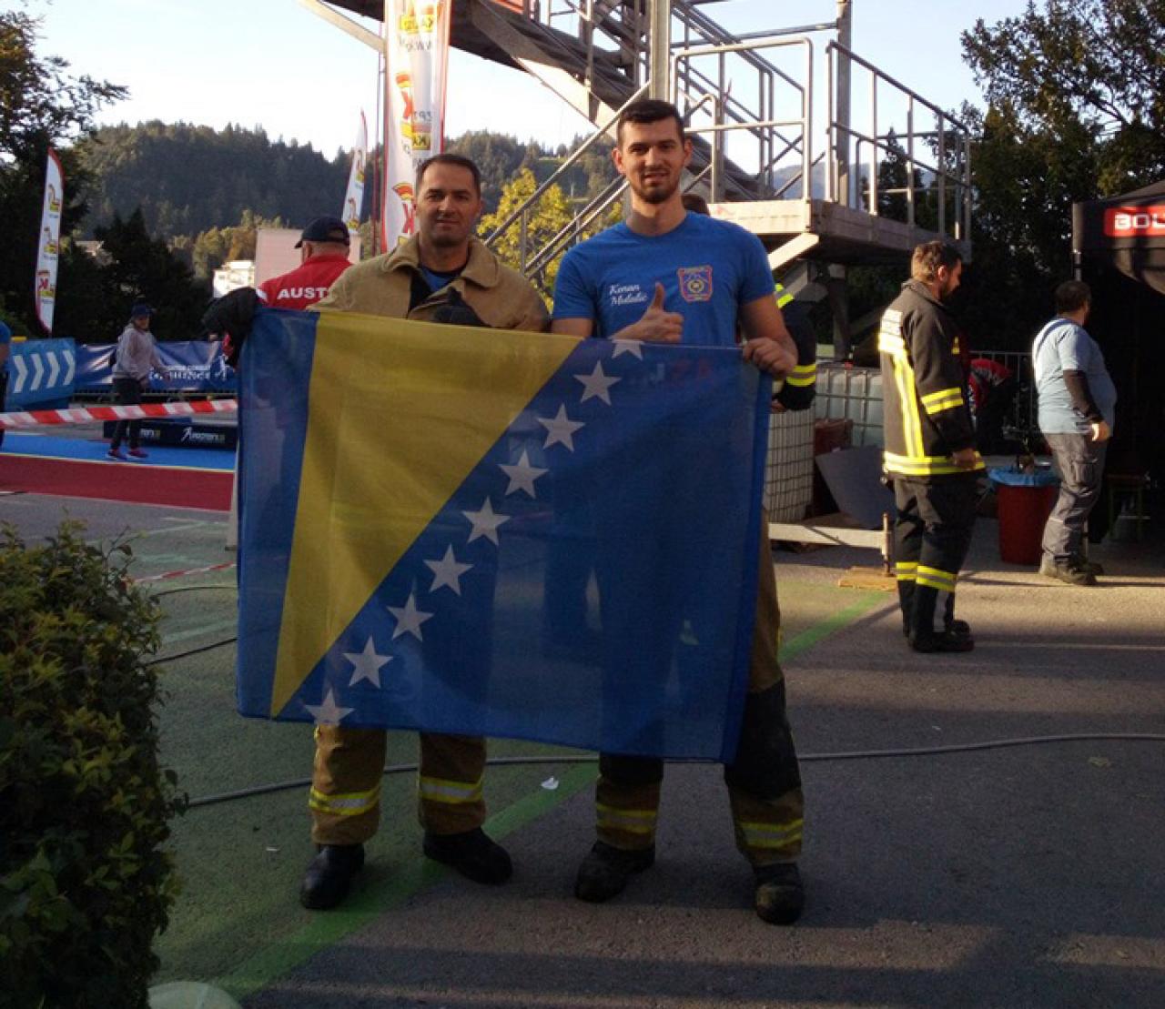 Denis Džajić i Kenan Mulalić na FCC natjecanju kao INZA TEAM - Bh. vatrogasci sudjelovali na Firefighter Combat Challenge