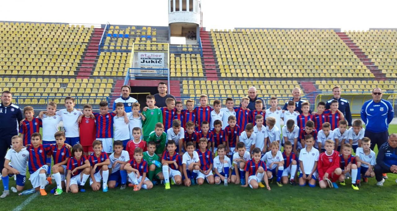 Na selektiranju su sudjelovali ponajbolji mali nogometaši s područja Hercegovine - Hajdukovci tražili nogometne talente u Hercegovini