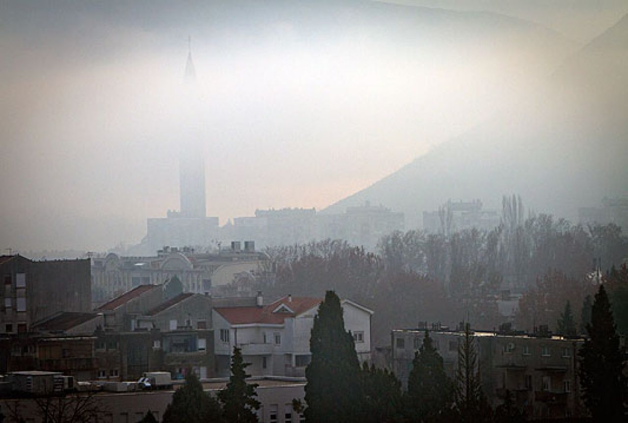 Što je u zraku? Ljudi maglu mijenjaju sa smogom