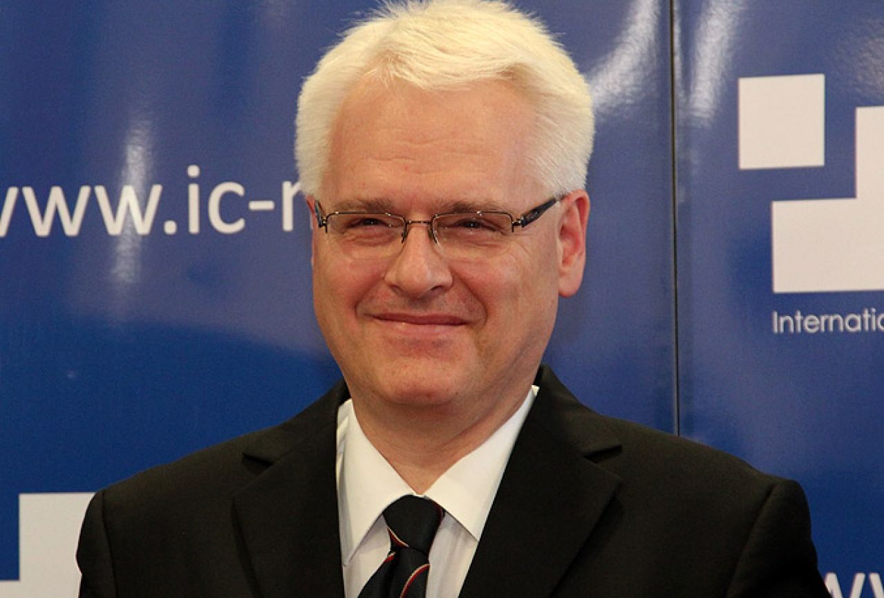 Josipović obećao Čoviću nastavak brige za Hrvate u BiH