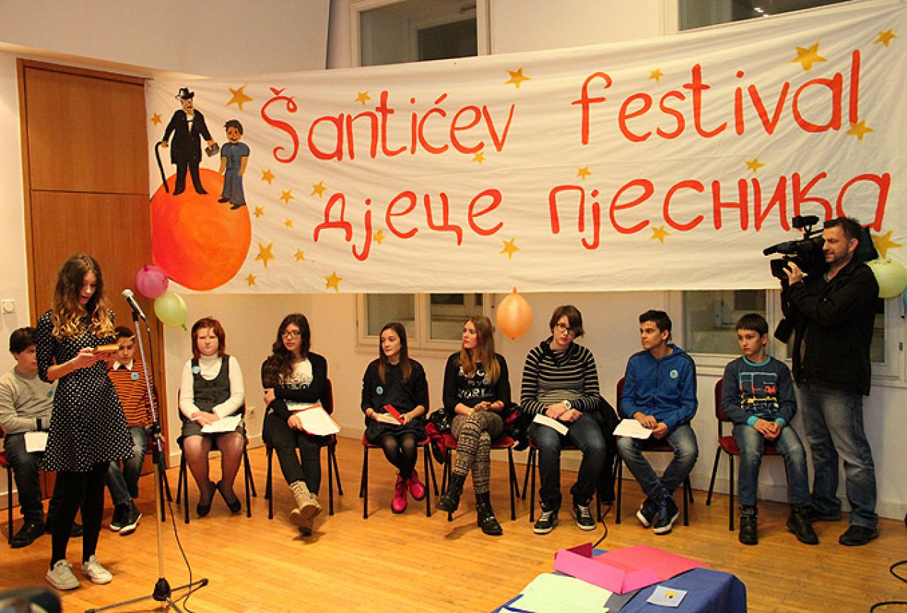 Raspisan natječaj za drugi Šantićev festival djece pjesnika