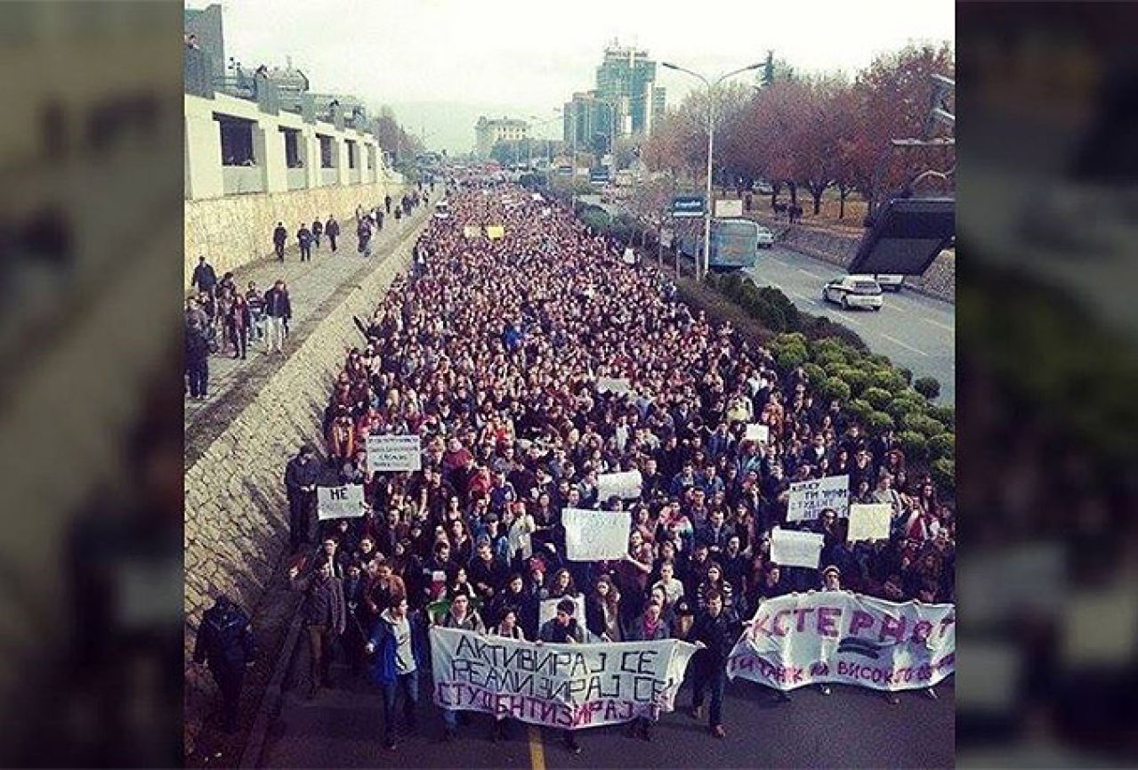 Bh. studenti diraju dno društvenog aktivizma