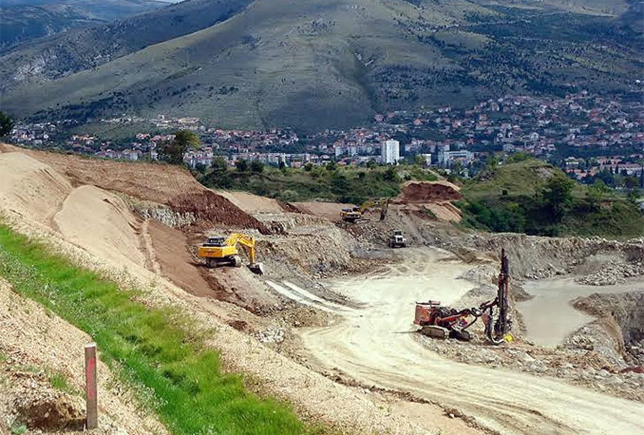 Dug prema Njemačkoj nestaje u gradnji zelene oaze u Mostaru
