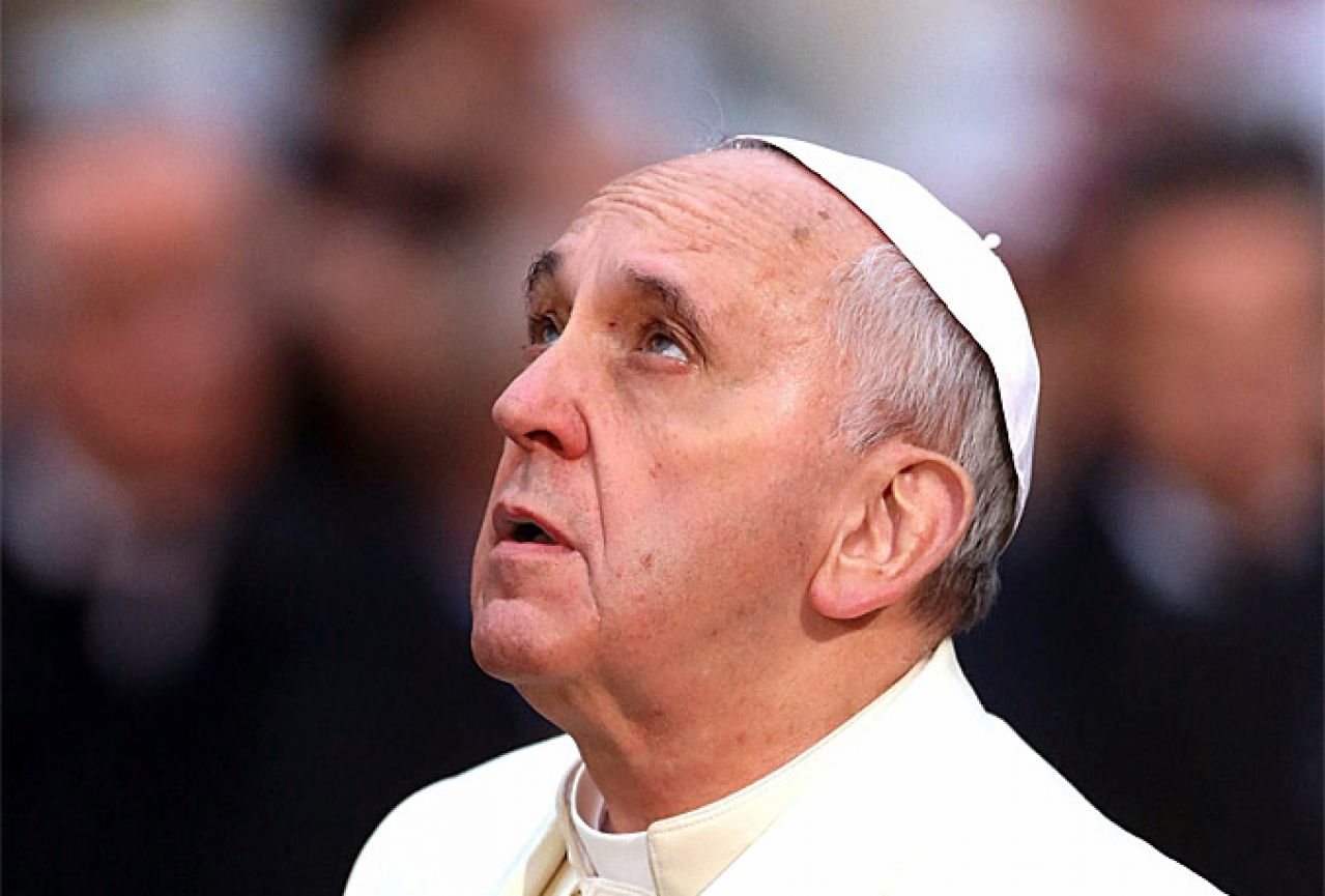 Papa Franjo: Ne smijemo dopustiti da Mediteran postane golemo groblje