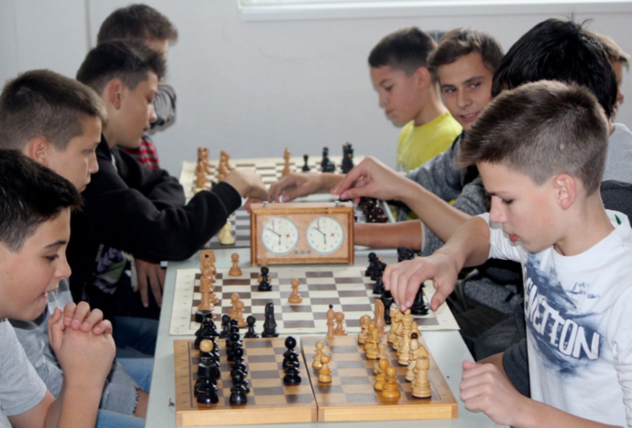 Čapljinski osnovnoškolci dobili Šahovsku sekciju
