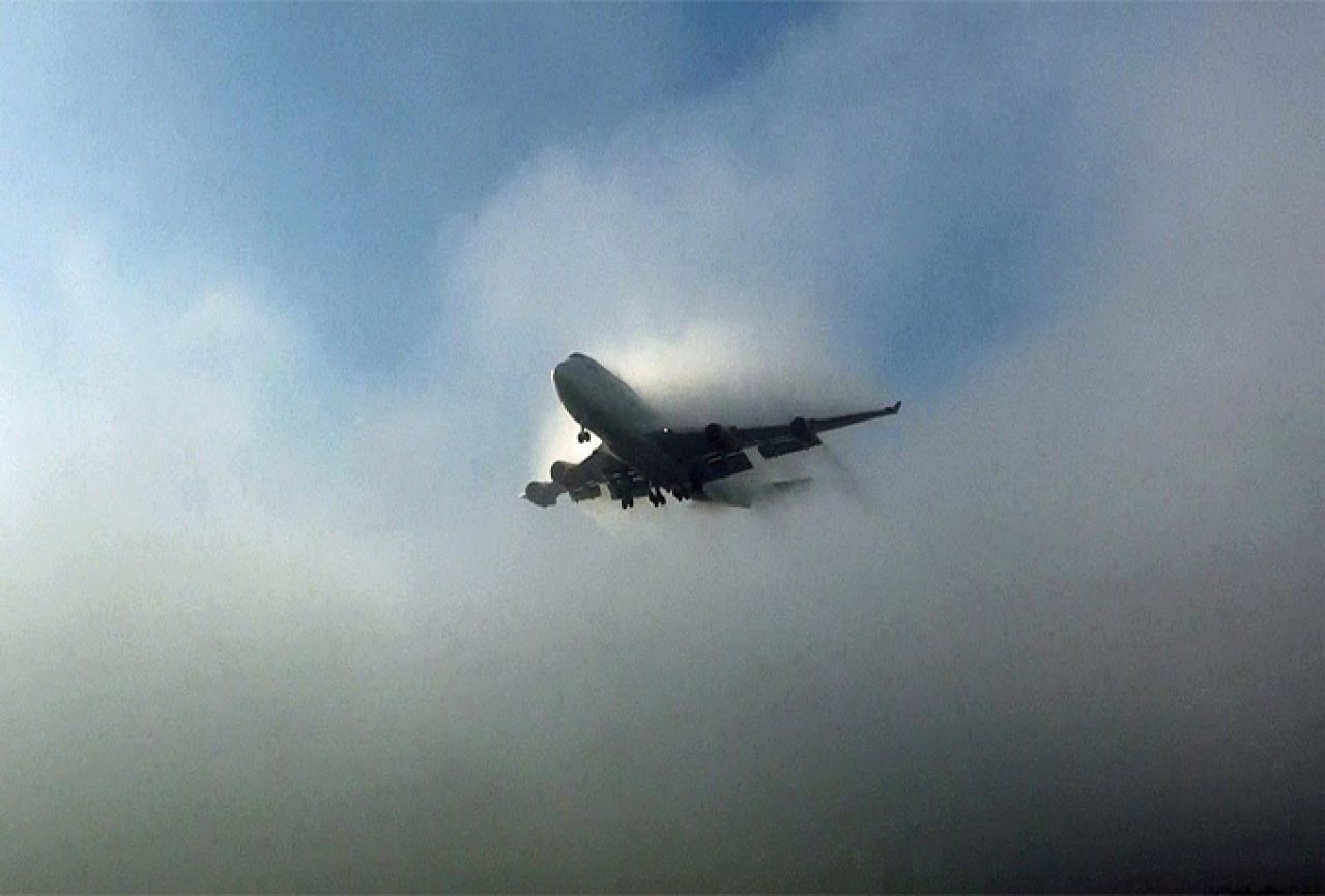 Gusta magla uzrokuje kašnjenje letova u sarajevskoj zračnoj luci