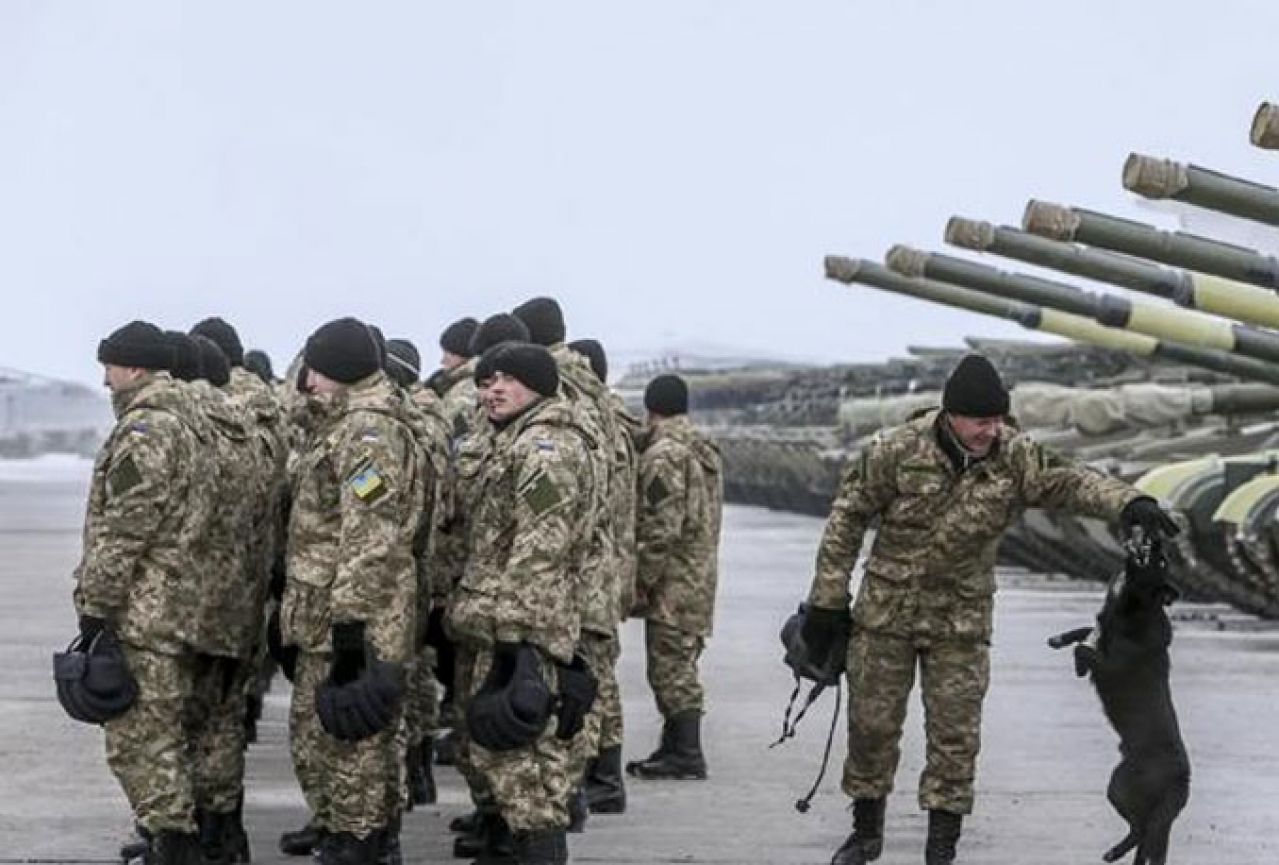 Ukrajina diže još 40.000 vojnika