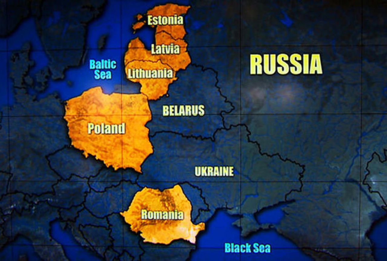 NATO gomila vojsku duž ruske granice