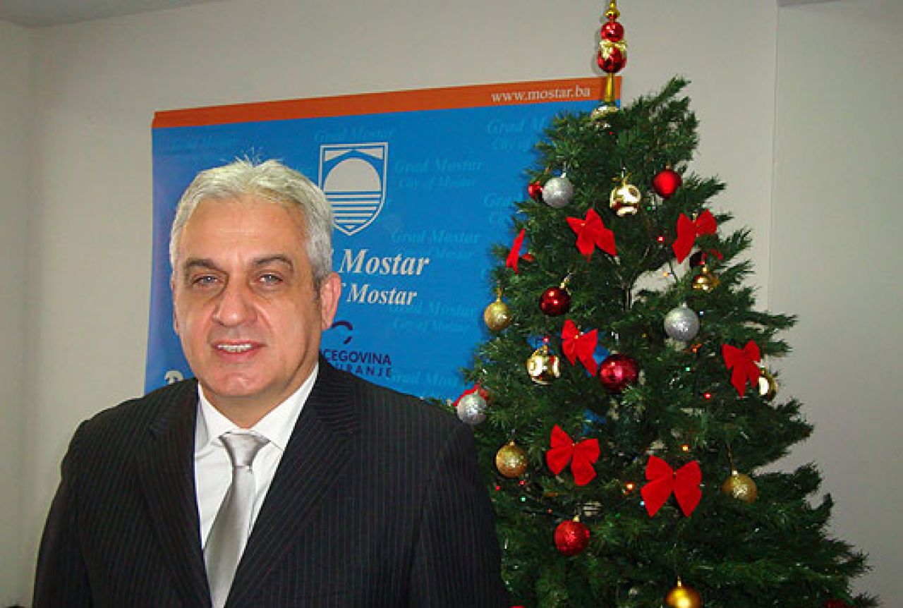 Gradonačelnik Mostara uputio blagdansku čestitku