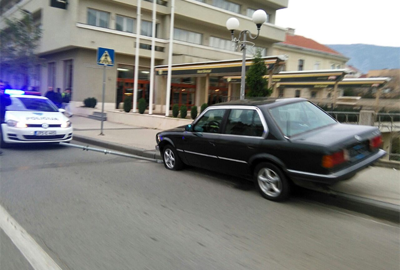 BMW-om udario pješaka na Titovom mostu