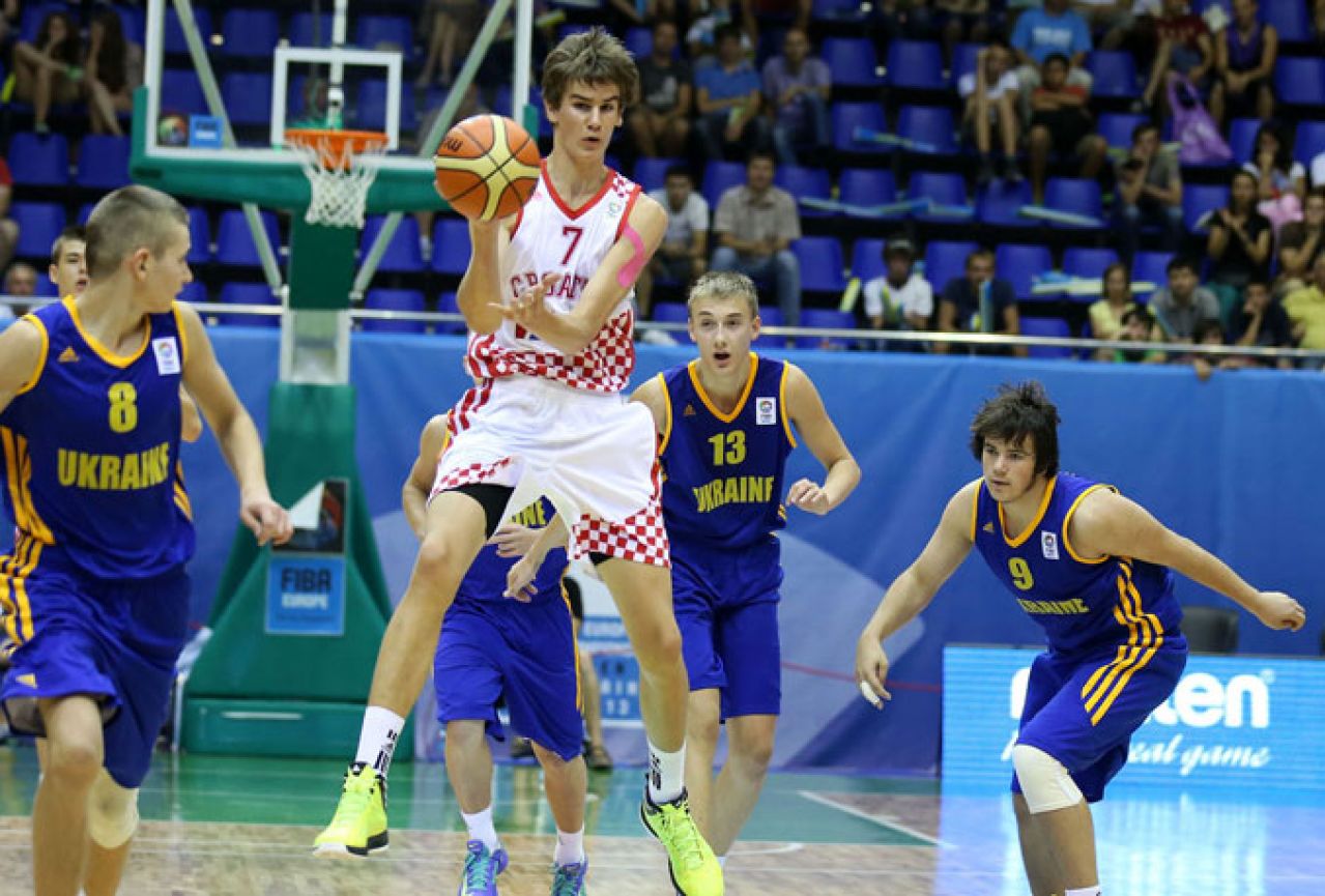 Edin Atić i Dragan Bender u najboljoj petorci Euroliginog turnira