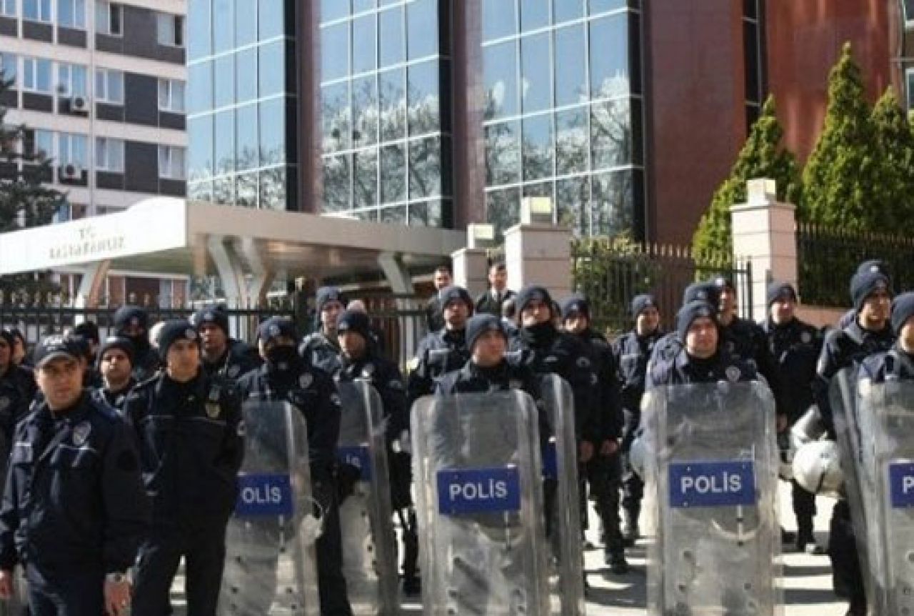 Turska: Uhićeno još 15 policajaca zbog afere prisluškivanja