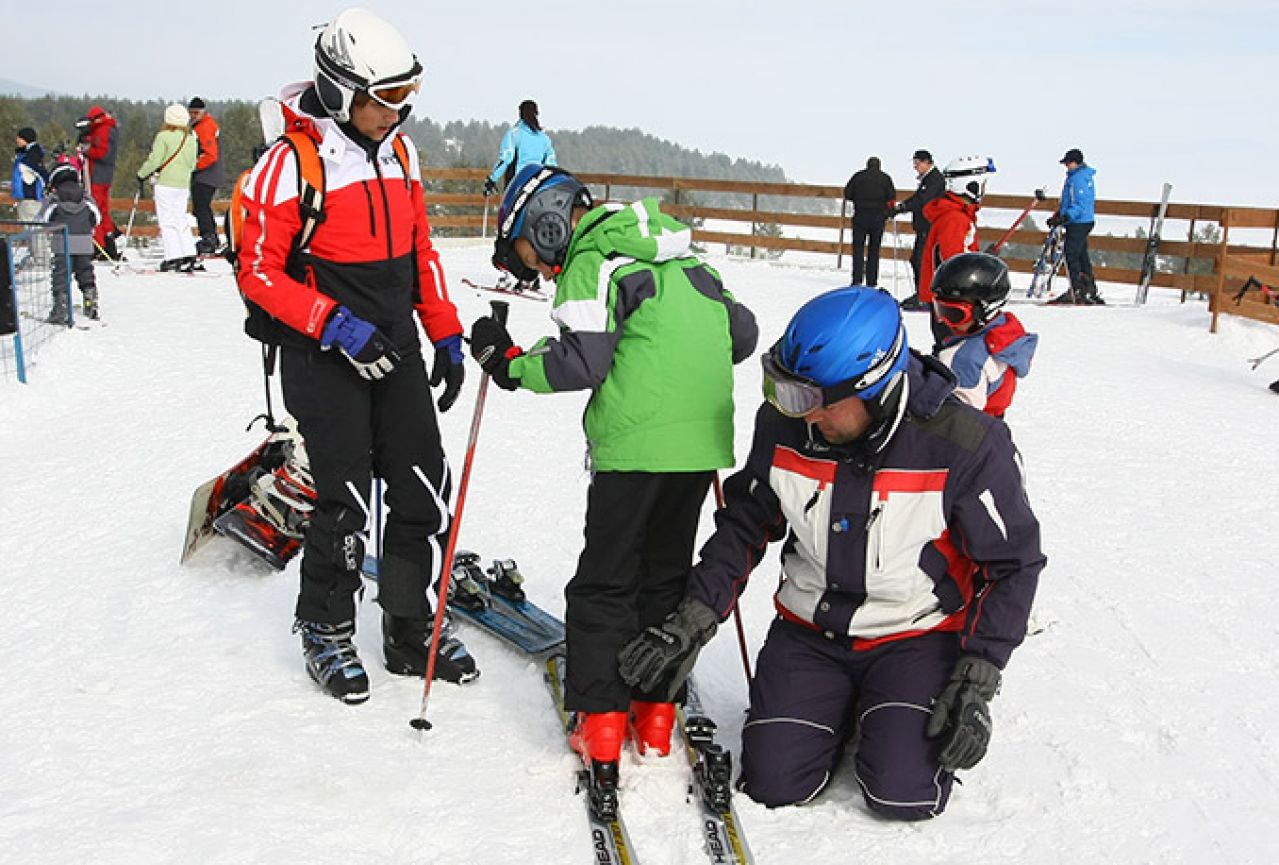 Škola skijanja u Ski-centru Rostovo obradovala je najmlađe