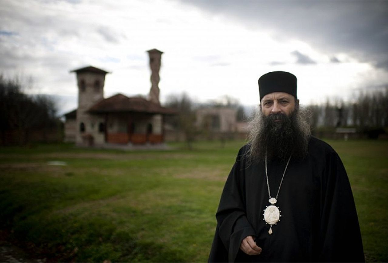 Mitropolit Porfirije služio prvu božićnu liturgiju u hramu Preobraženja Gospodnjeg