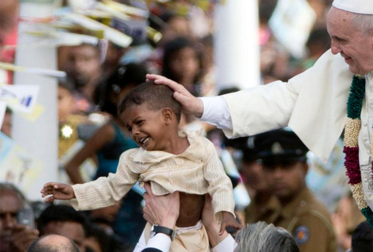 Papa Franjo: Sloboda izražavanja ima granice 