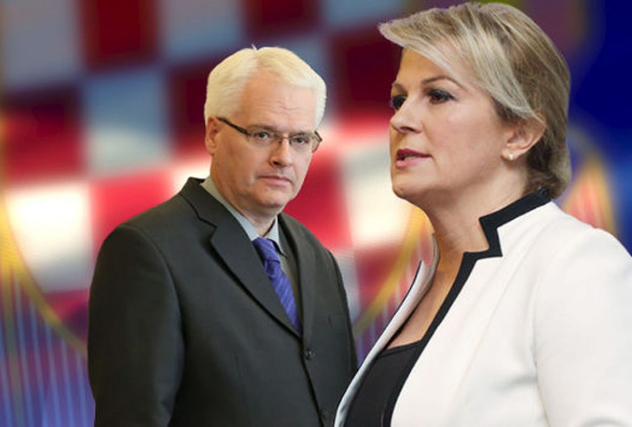 Josipović s najboljim željama predaje mandat Grabar Kitarović