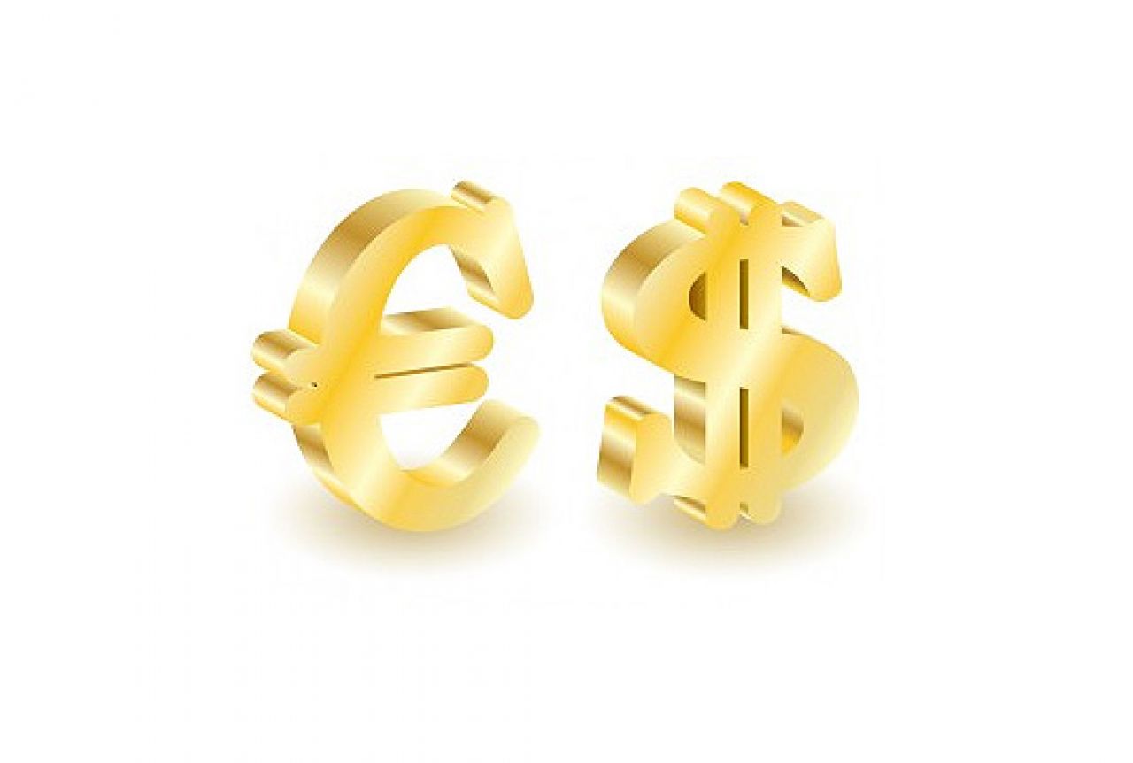 Euro zaronio ispod 1,12 dolara, najniže u 11 godina