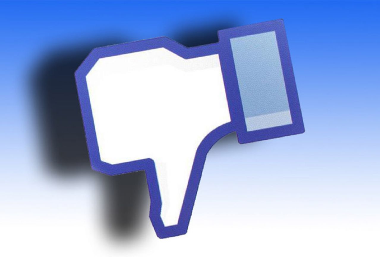 Facebook: Nije napad, naša je greška