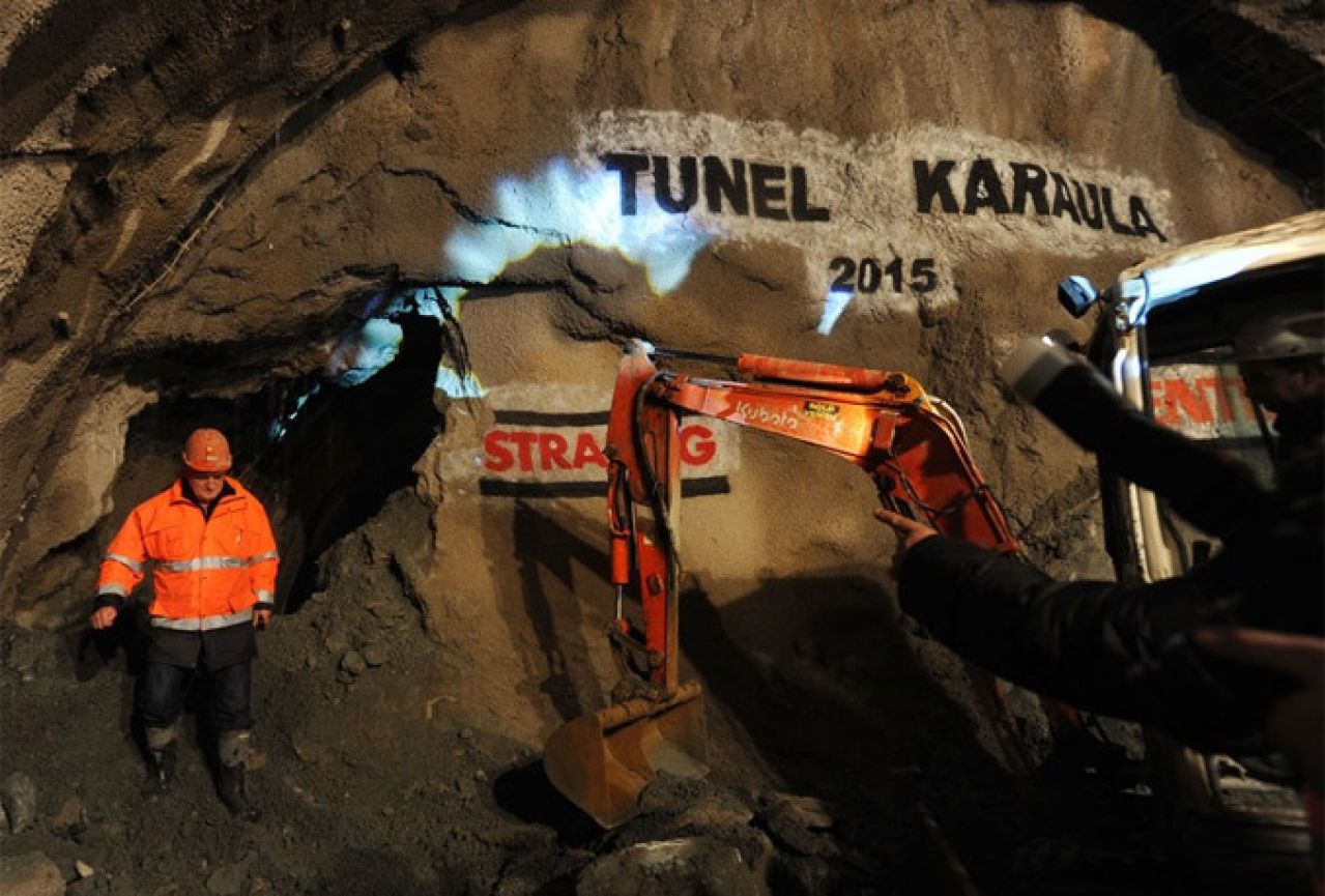 Probijen tunel Karaula