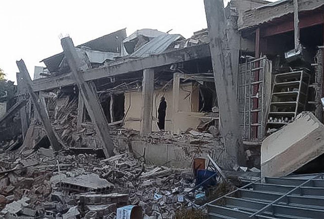 U eksploziji u dječjoj bolnici sedam poginulih, 54 ranjenih