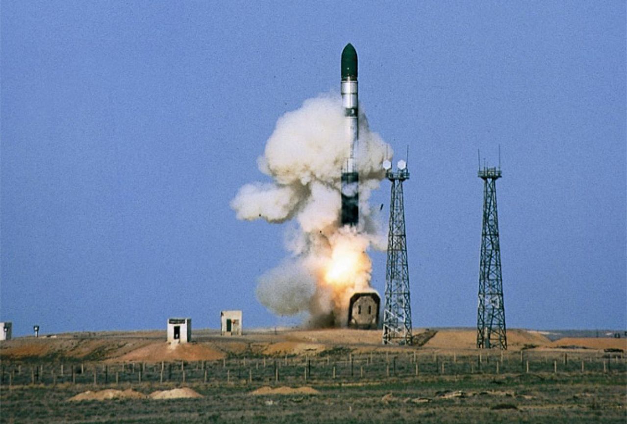 Rusija nabavlja 50 interkontinentalnih raketa