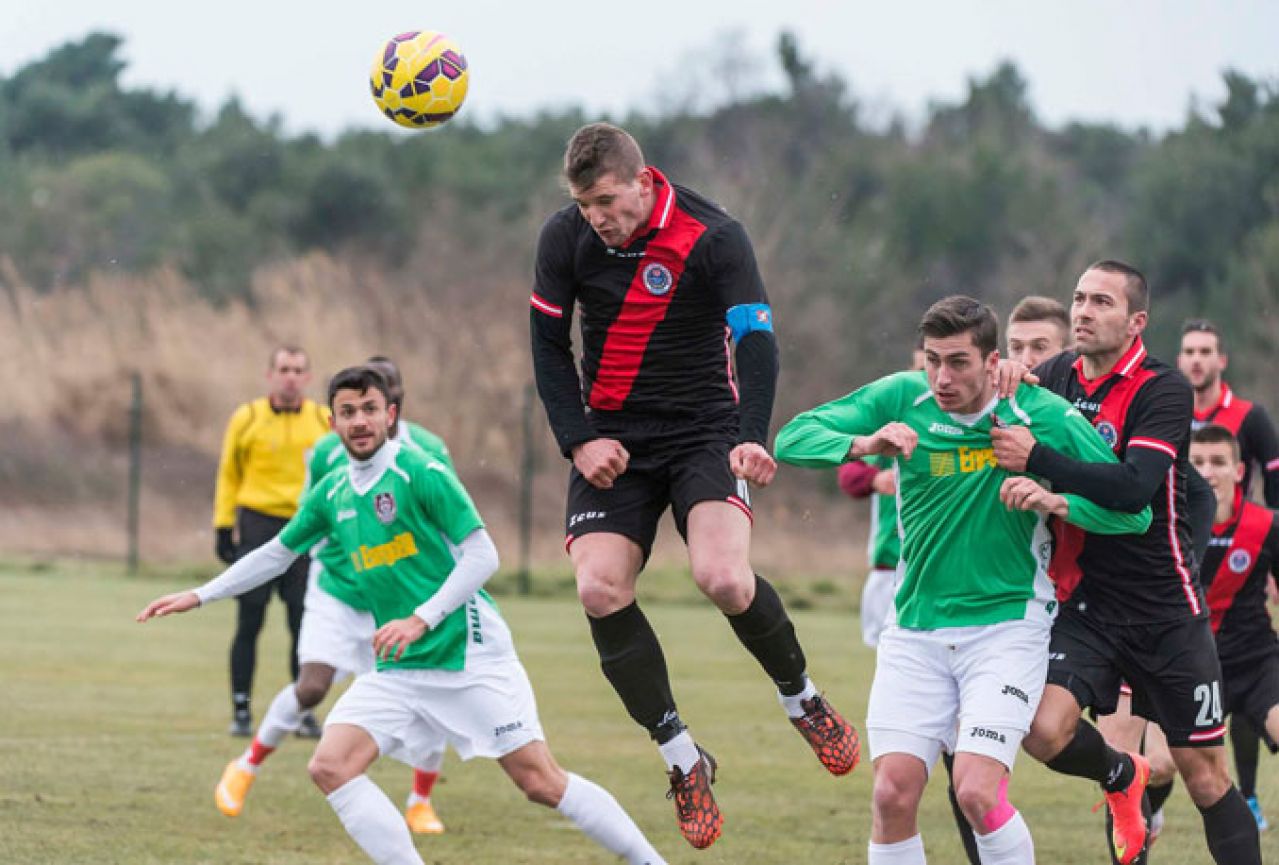 Zrinjski izgubio od Cluja, u nedjelju ipak igra finale