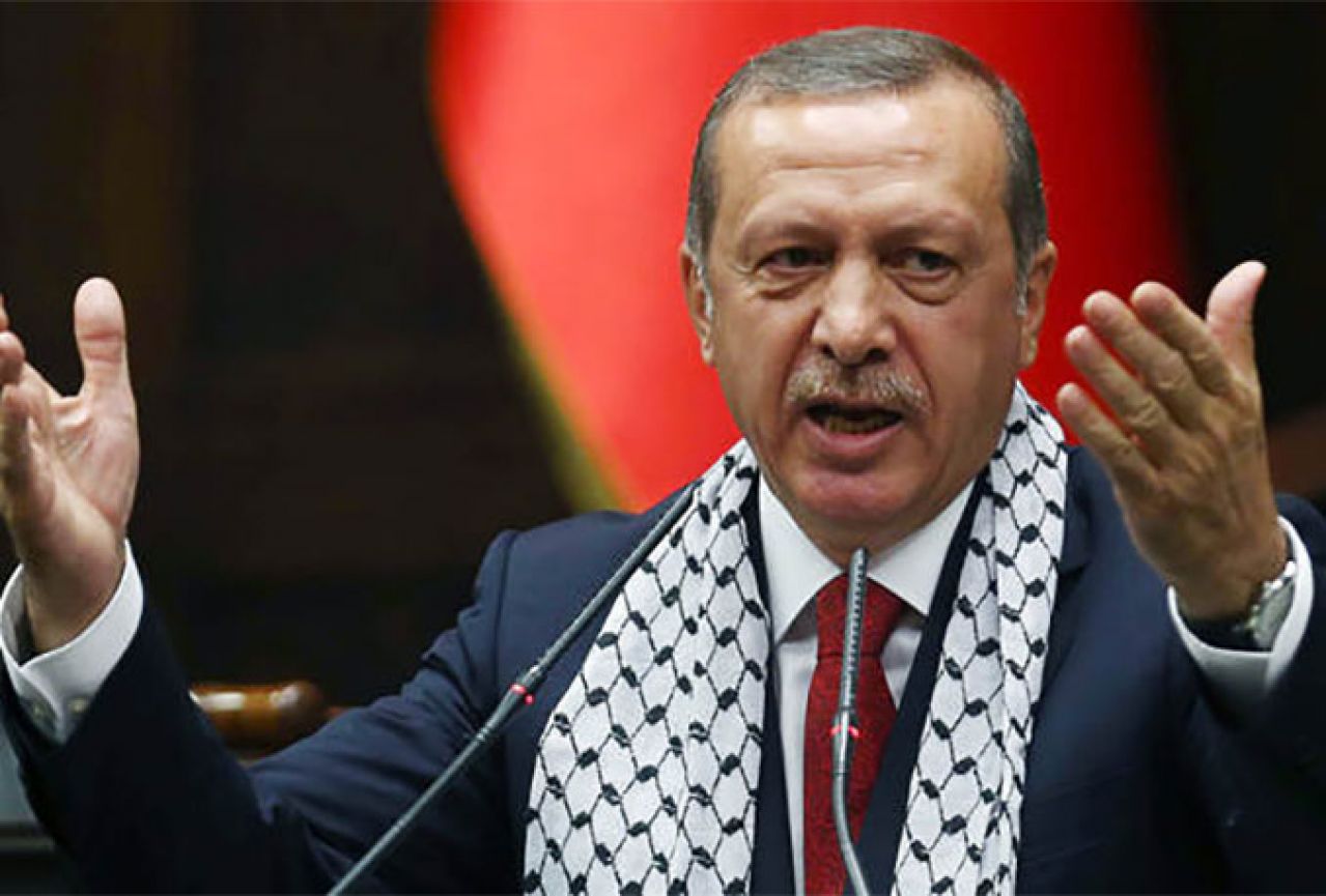 Erdogan kritizirao Obamu zbog toga što se nije oglasio zbog troje mladih muslimana u SAD-u