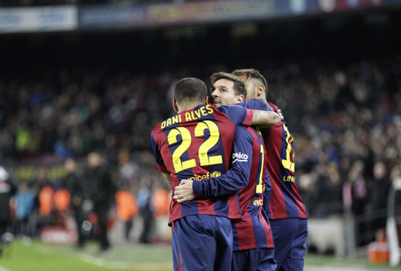 Messi postigao tri gola, Suarez pogodio škaricama