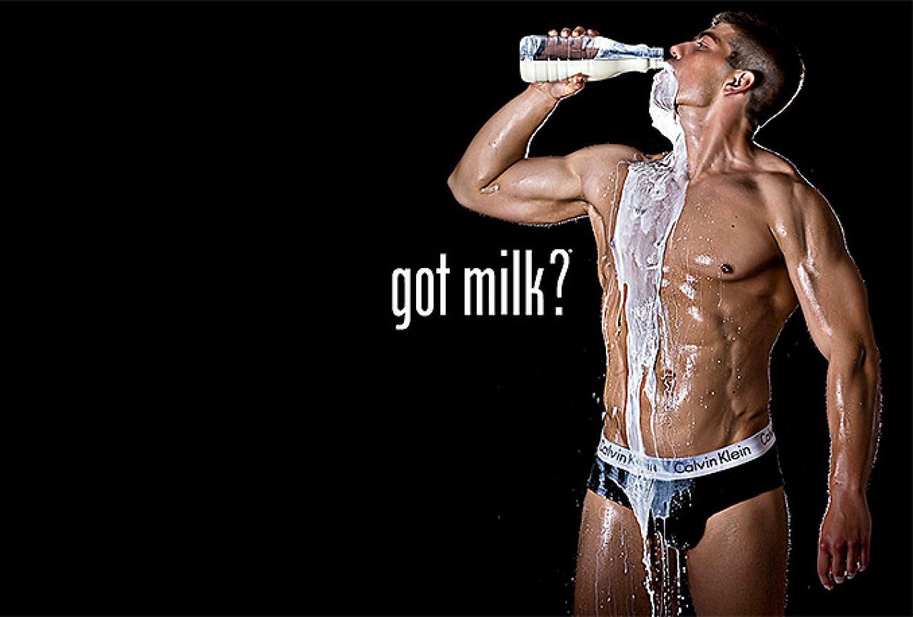 Muškarci masovno počeli piti majčino mlijeko
