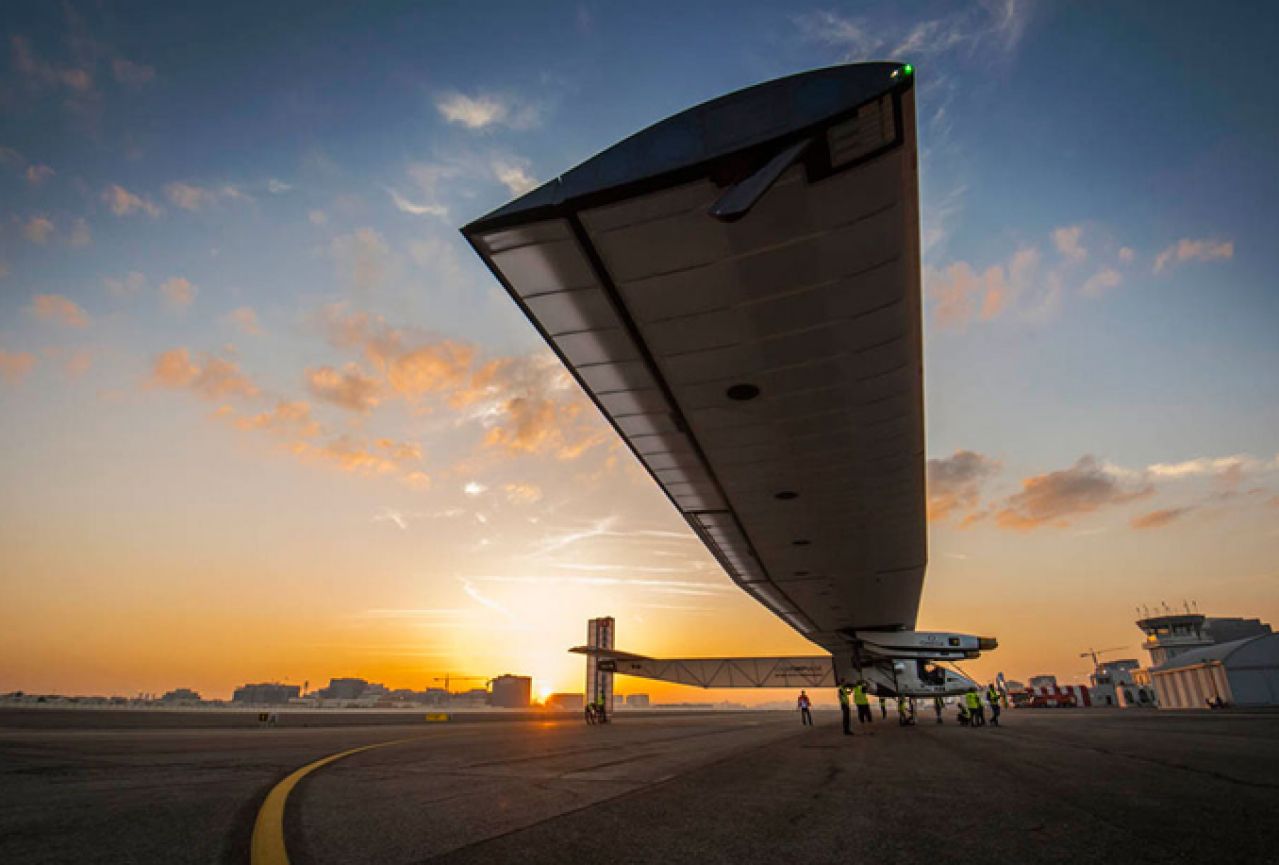 Avion na solarni pogon krenuo na put oko svijeta
