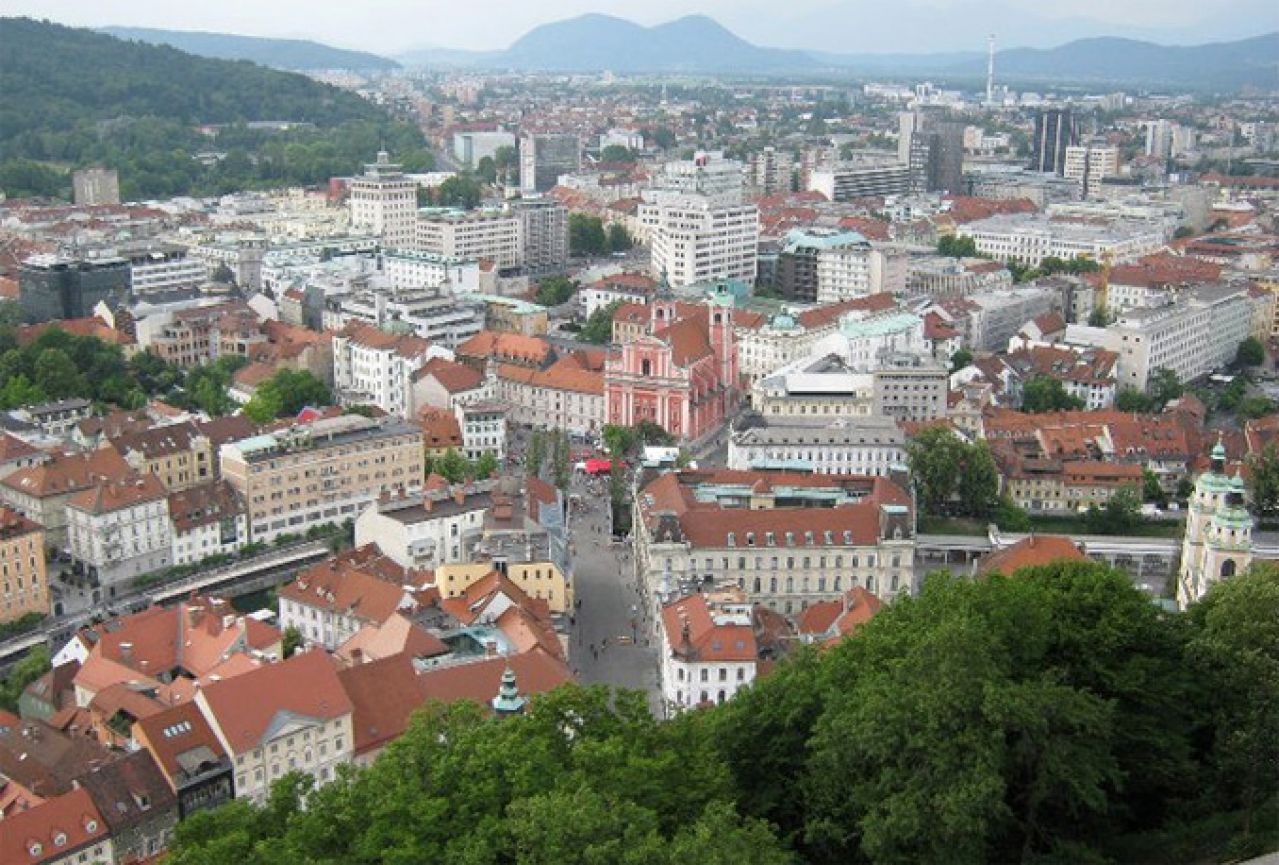 Slovenski ministar financija zanijekao honorare od više stotina tisuća eura