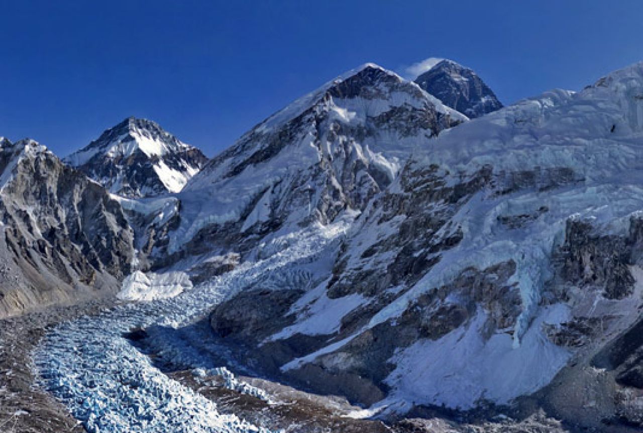 Google Vas vodi na Mount Everest