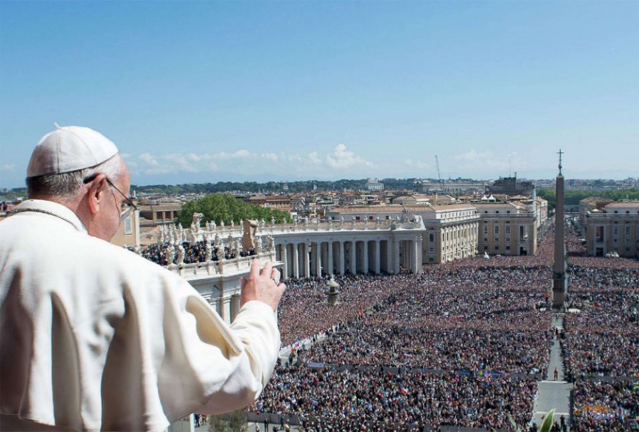 Papa Franjo: Voda mora biti zaštićena i dostupna svima