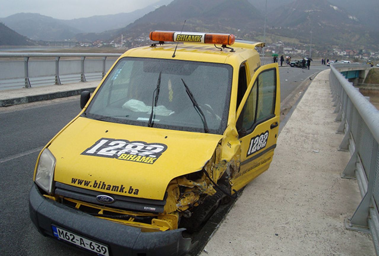Teška nesreća kod Konjica: Ozlijeđeni prevezen u Mostar
