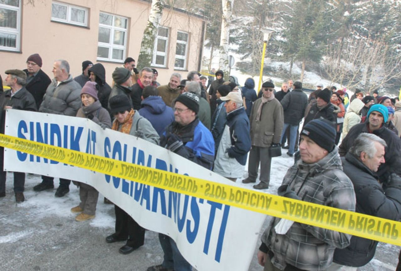 Postignut dogovor, radnici Pretisa dobit će plaće