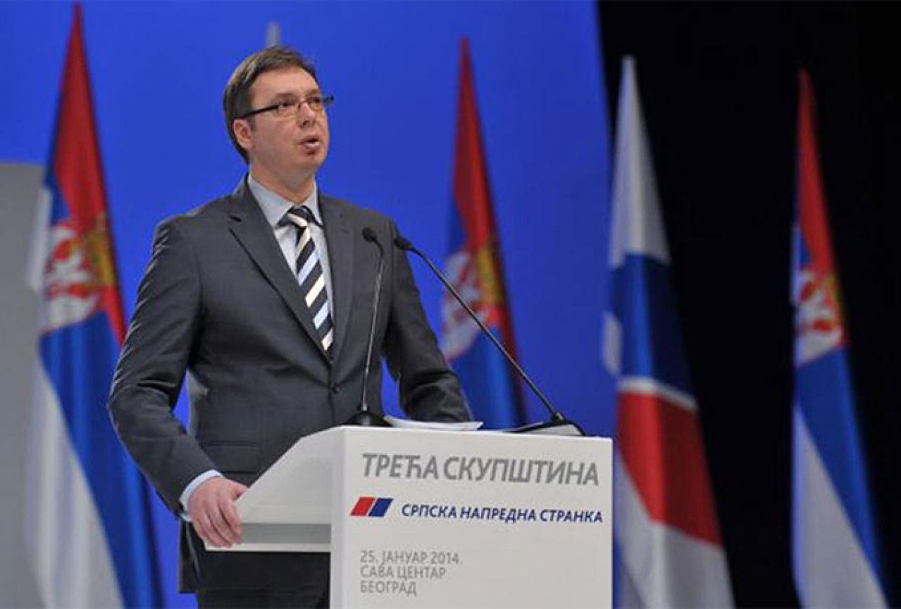 Vučić: Ne tražite od nas da zaboravimo