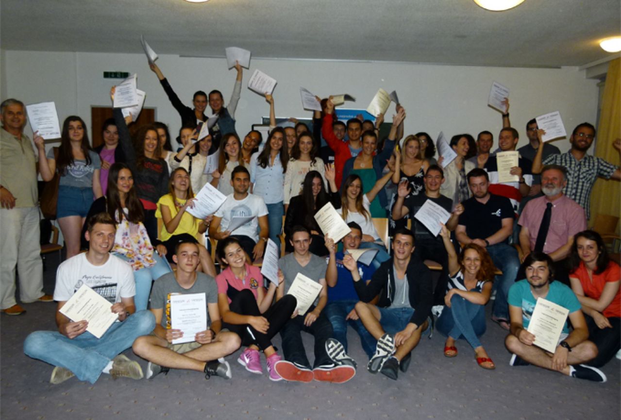 Poziv studentima i maturantima na Ljetnu akademiju u Beču
