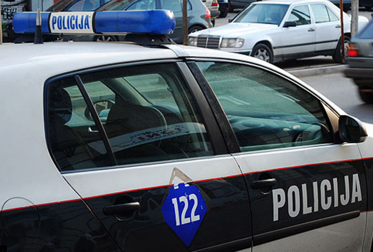 Ukrali vozilo u Mostaru, a policija ih iz zasjede uhitila u Širokom Brijegu