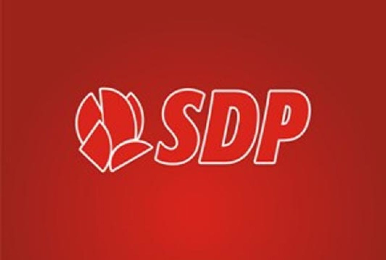 SDP: Da bi došlo do formiranja vlasti ministri su preko noći mijenjali nacionalnost
