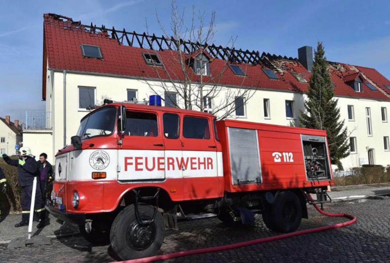 Njemačka: Požar u zgradi za azilante