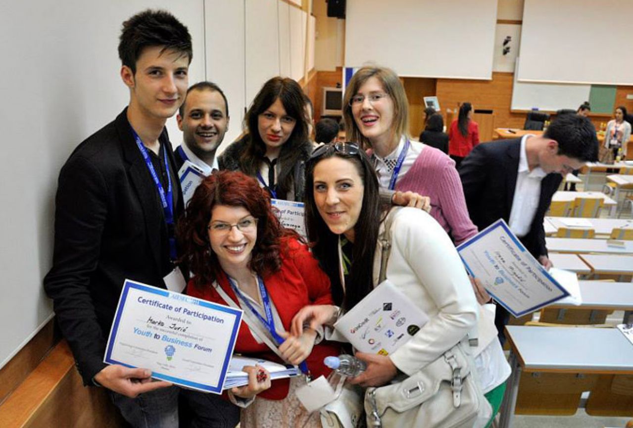 Otvorene aplikacije za prijavu na Youth to Business Forum u Mostaru