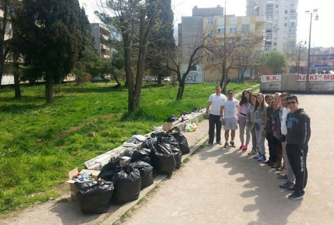 Volonteri organizirali akciju čišćenja grada - zašto je normalno živjeti sa smećem?