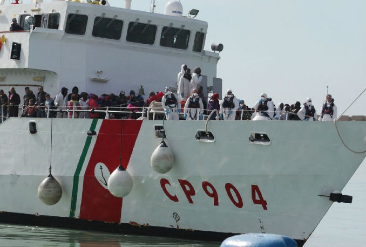 U šest dana više od 11.000 migranata iskrcano u Italiji