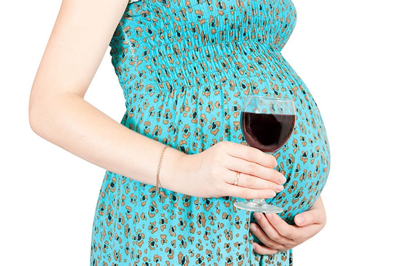 Djeca imaju oštećenje mozga zbog majki koje piju alkohol u trudnoći