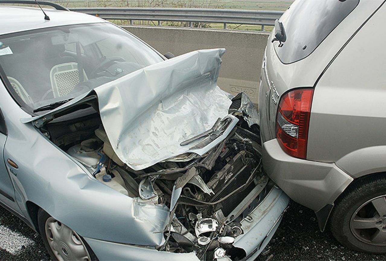 U sve nove automobile ugrađuje se oprema za automatske pozive u slučaju nesreće