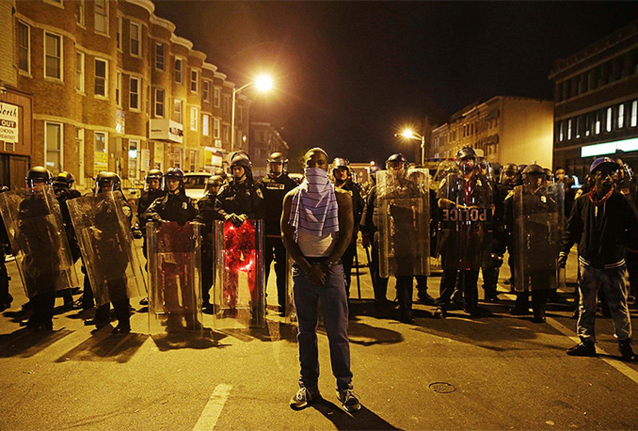 Baltimore: Uhićeno 10 osoba zbog kršenja policijskog sata
