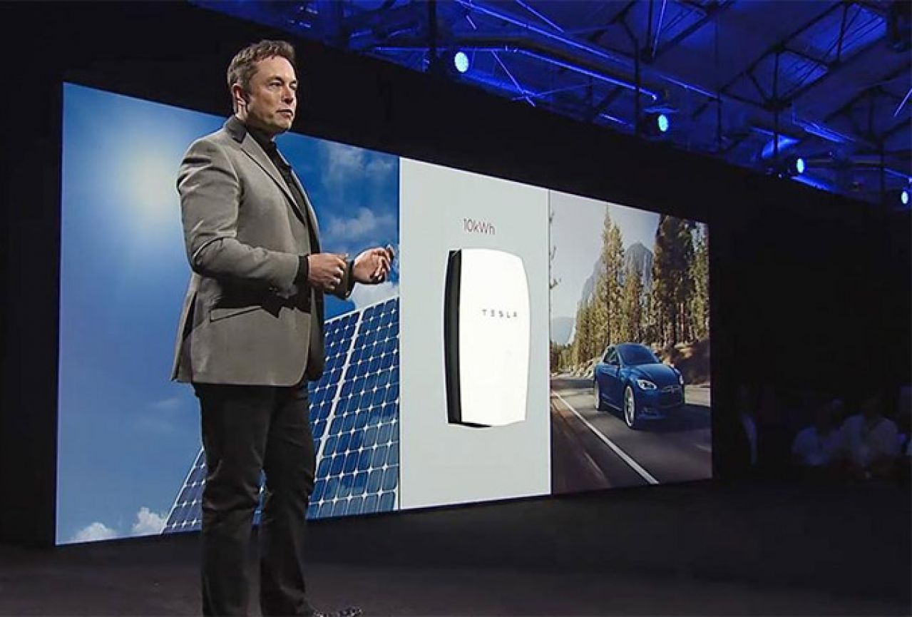 Tesla Motors predstavio ''baterijski zid'' za kuće i tvrtke